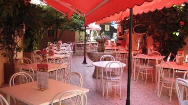 Pension Casa Austria Калея Екстериор снимка